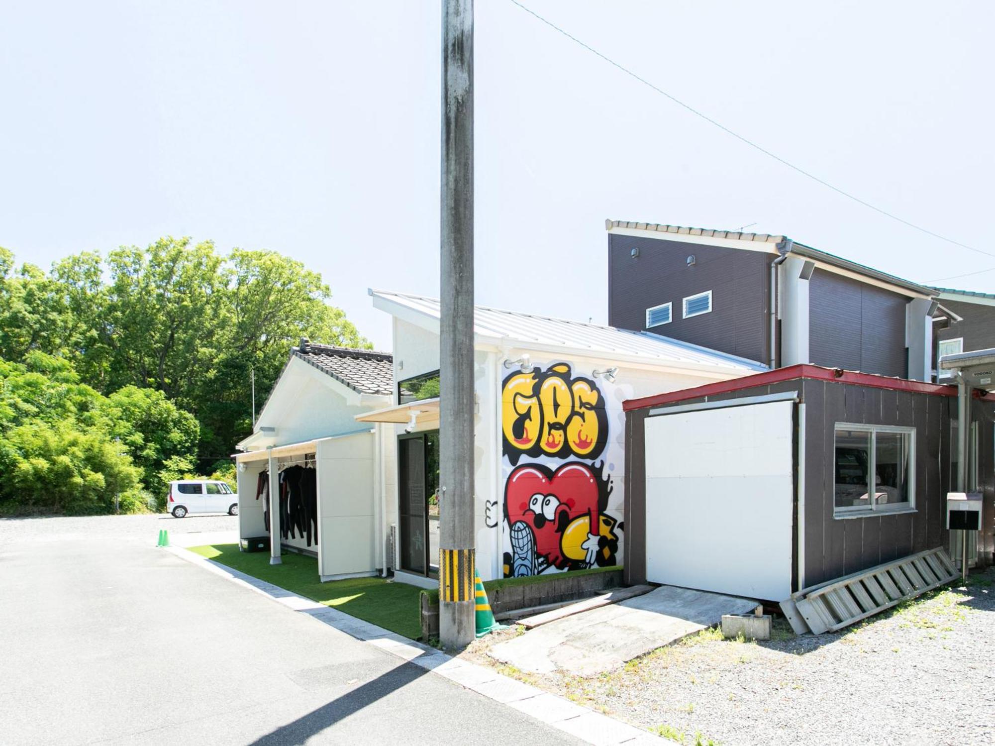 Tabist Guest House Pumping Surf Hyuga Exterior foto